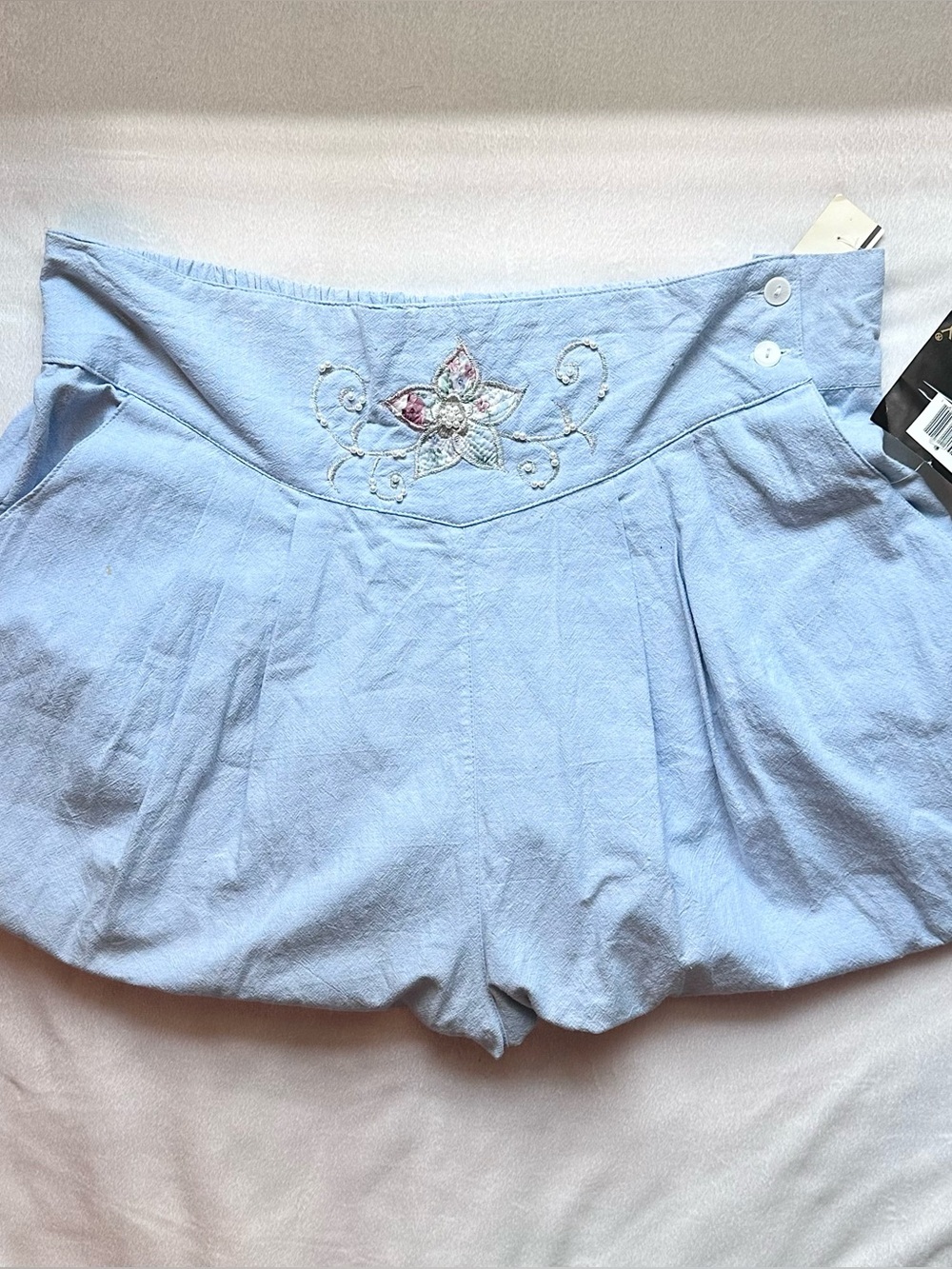 Vintage Jane Ashley 3X Chambray Hi Rise Long Shorts Embroidered Flower Beaded